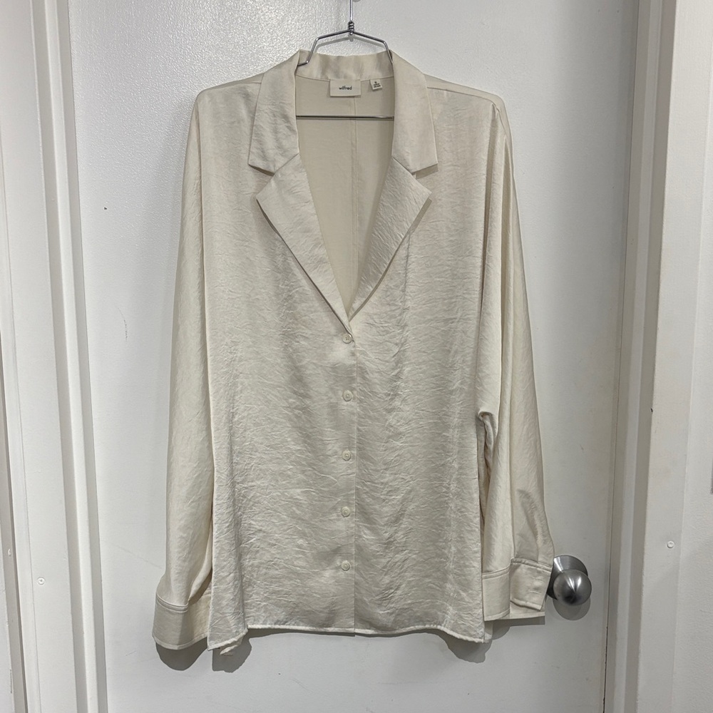 Wilfred Off-White Button-Up Blouse